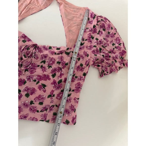 Sweet Pot Floral Print Sweetheart Neckline Short Sleeve Top - Picture 9 of 11